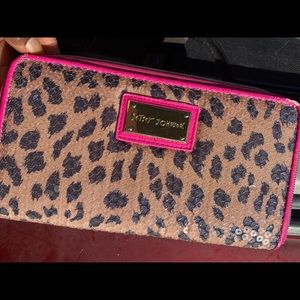 Betsy Johnson wallet